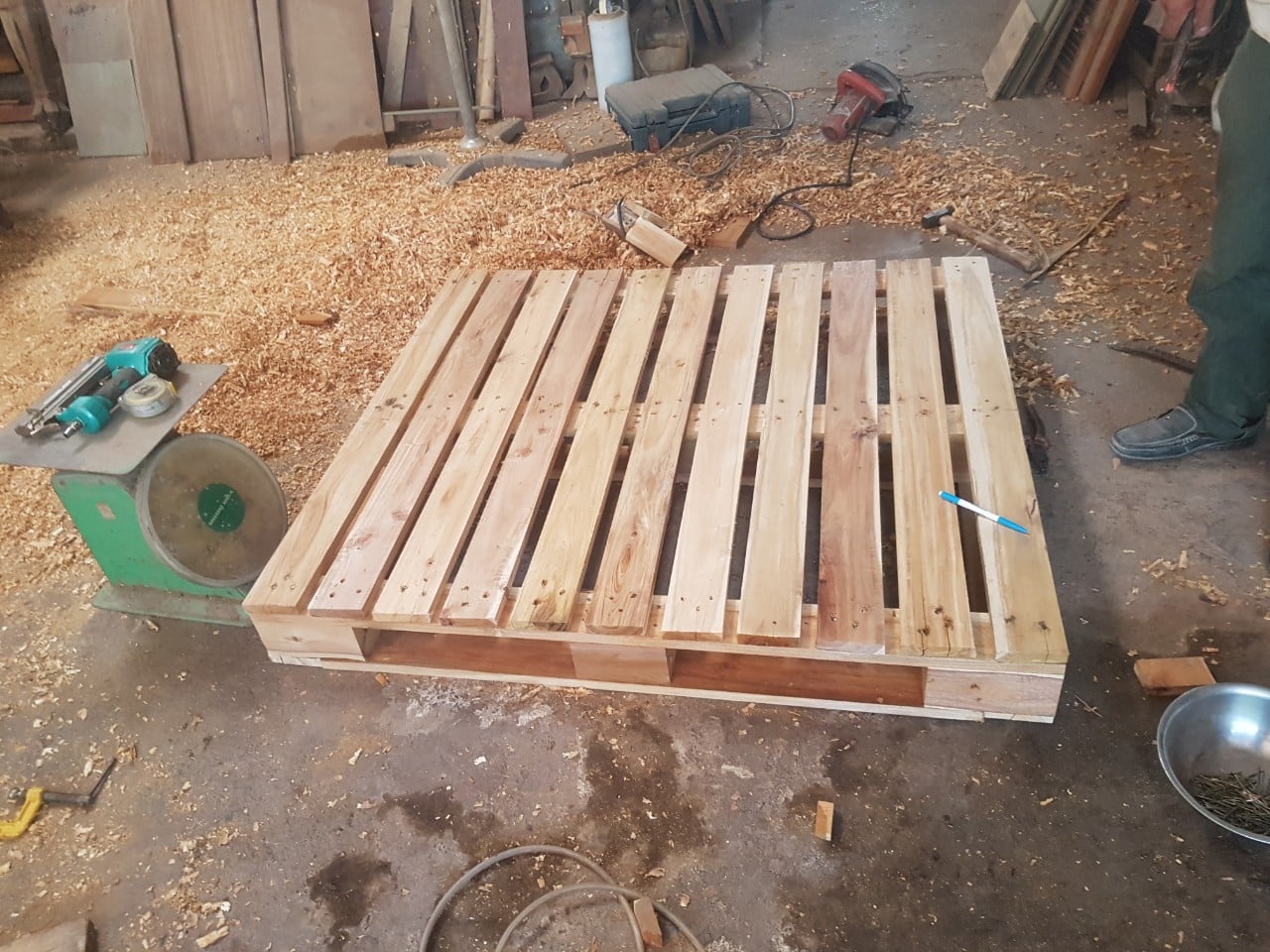 Các loại gỗ trước khi nhập kho sẽ được kiểm tra chặt chẽ về chất lượng